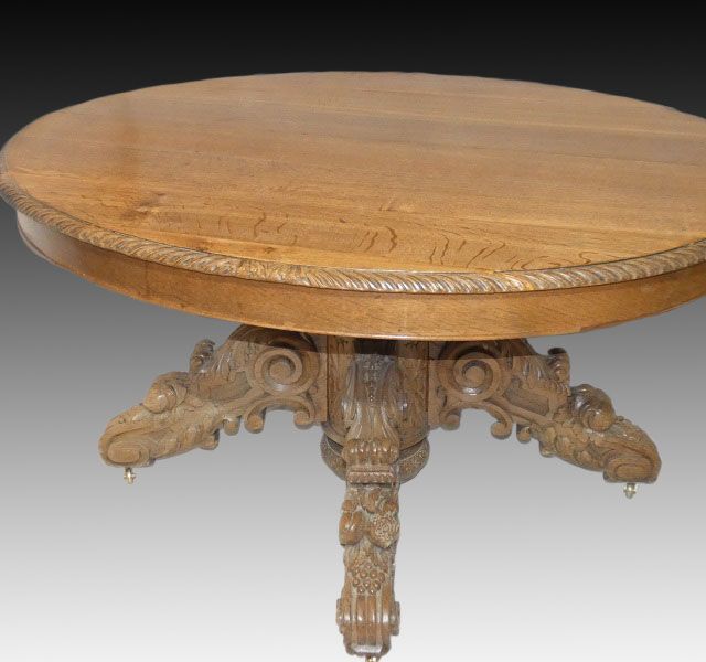 Table à rallonges époque Napoléon III en chêne blond