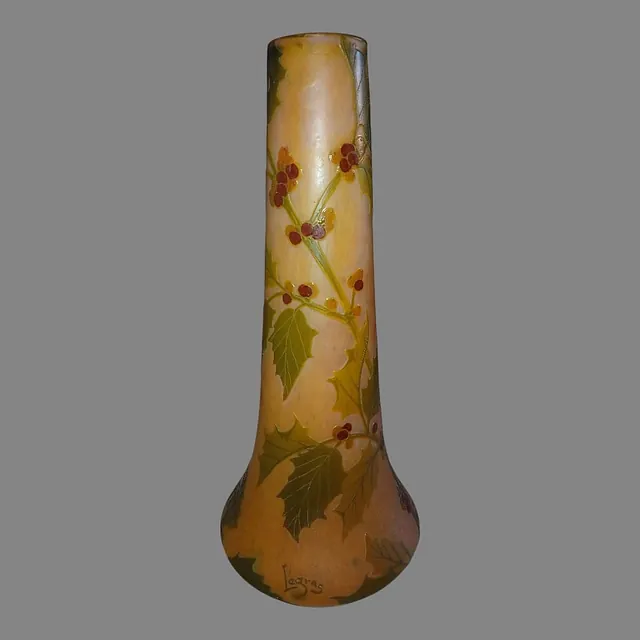 Grand vase en pâte de verre signé LEGRAS