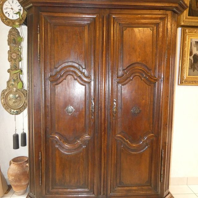 Petite armoire Alsacienne en chêne début 18ème siècle époque Louis XIV