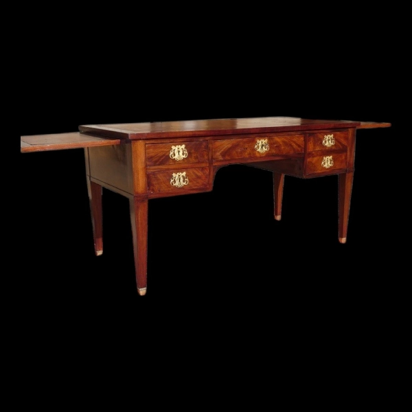 Bureau en bois foncé